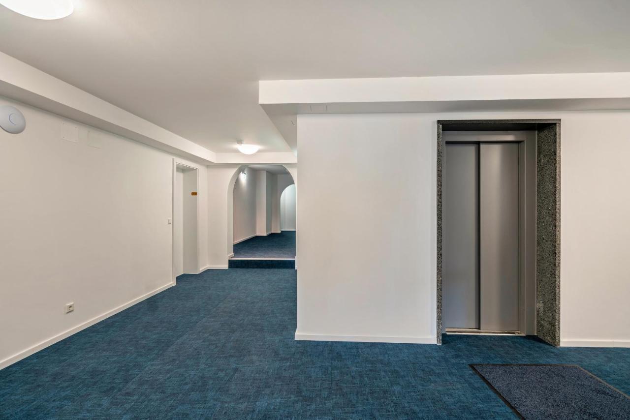 Apartment Huber Living Basic 210 *